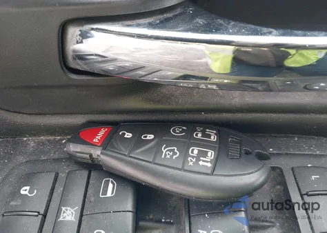 2012 Dodge Grand Caravan Sxt из США, поврежденный, VIN 2C4RDGCG2CR157102